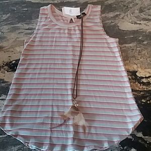 NWT Rue 21 sleeveless shirt with necklace